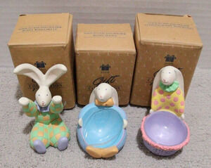 Avon Easter Egg Holder Figurines Bunny Rabbits Eggs to You Vintage Set of 3